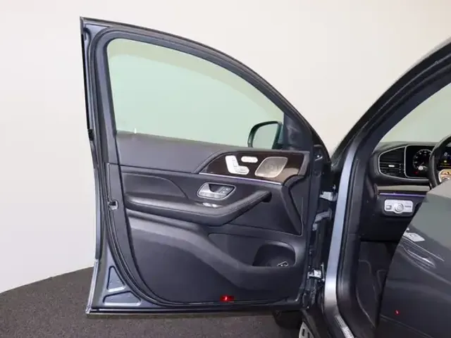 Mercedes-Benz GLE 400