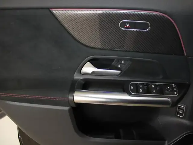Mercedes-Benz GLA 45 AMG