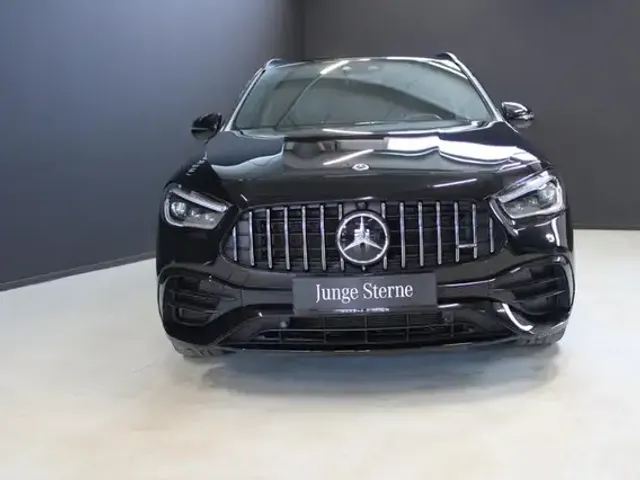 Mercedes-Benz GLA 45 AMG