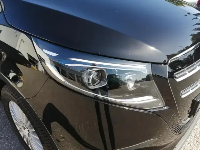 Mercedes-Benz EQV 300