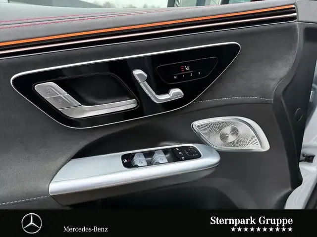 Mercedes-Benz EQE SUV