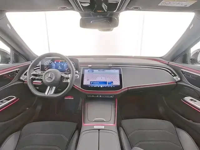Mercedes-Benz E 200