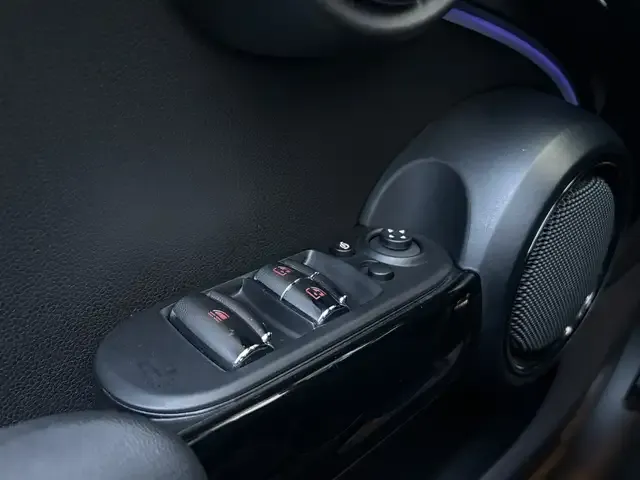 MINI John Cooper Works Cabrio