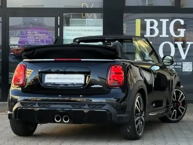 MINI John Cooper Works Cabrio
