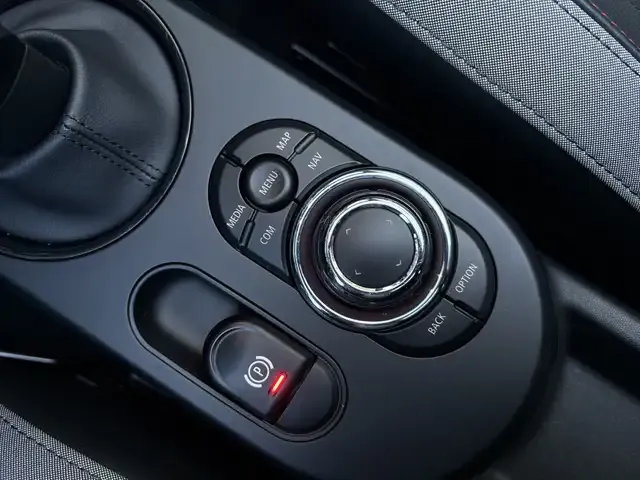 MINI John Cooper Works Cabrio