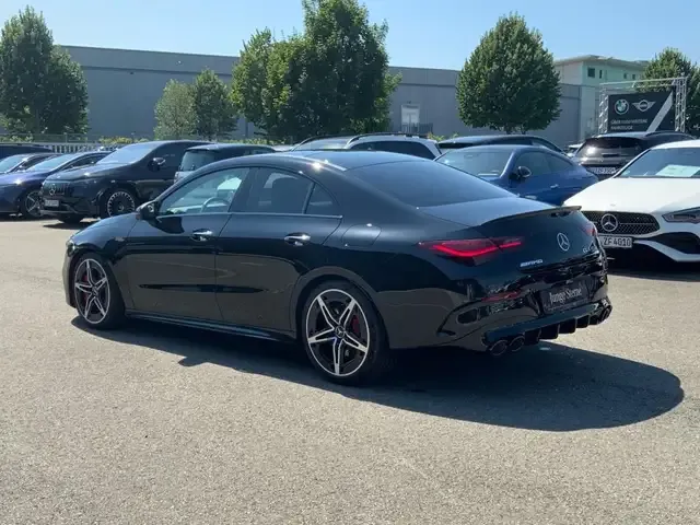 Mercedes-Benz CLA 45 AMG