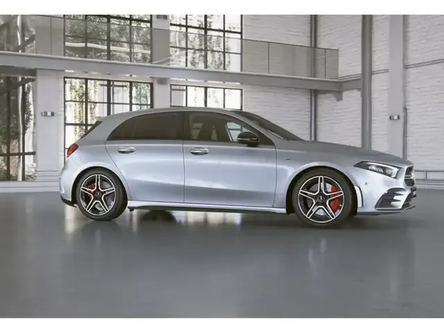 Mercedes-Benz A 35 AMG