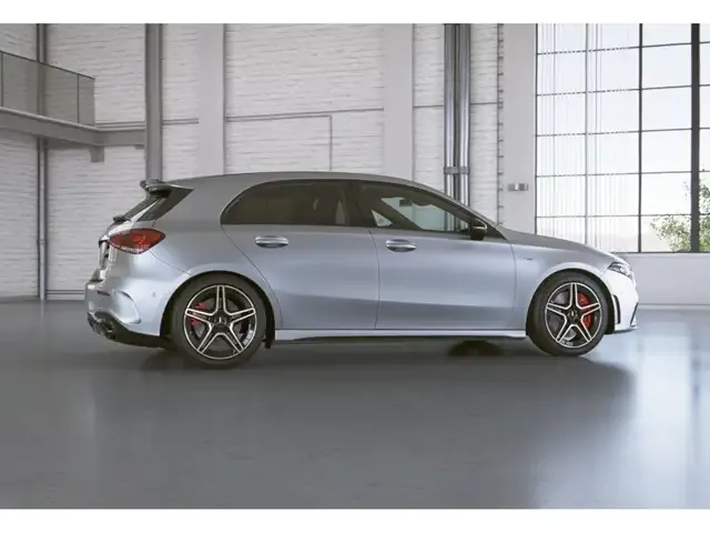 Mercedes-Benz A 35 AMG