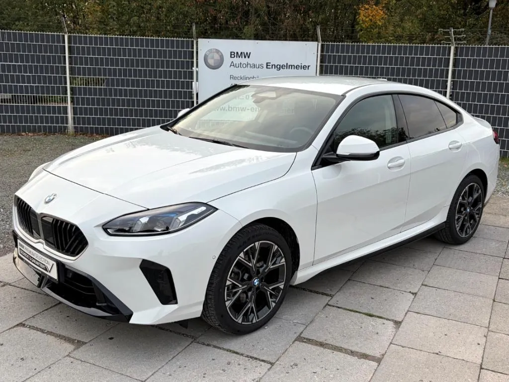 BMW 220