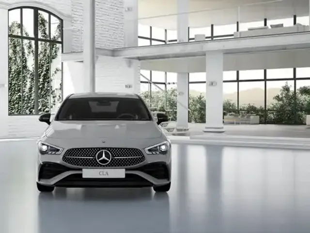 Mercedes-Benz CLA 200