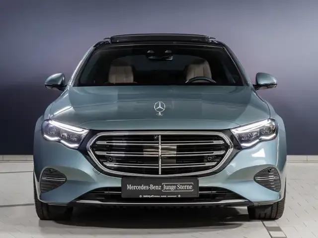 Mercedes-Benz E 220