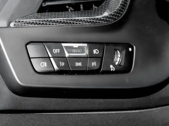 BMW 128