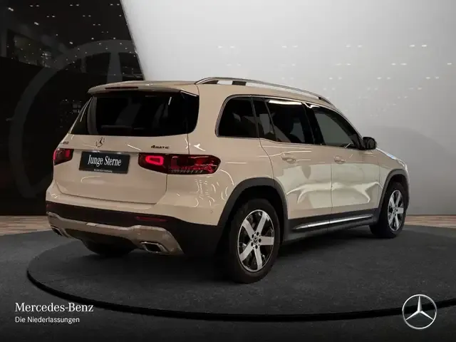 Mercedes-Benz GLB 250