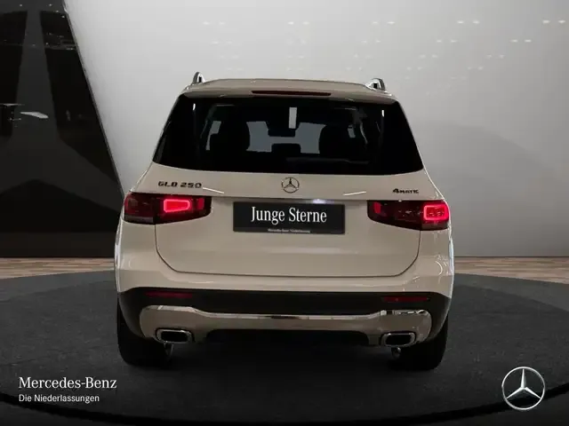 Mercedes-Benz GLB 250