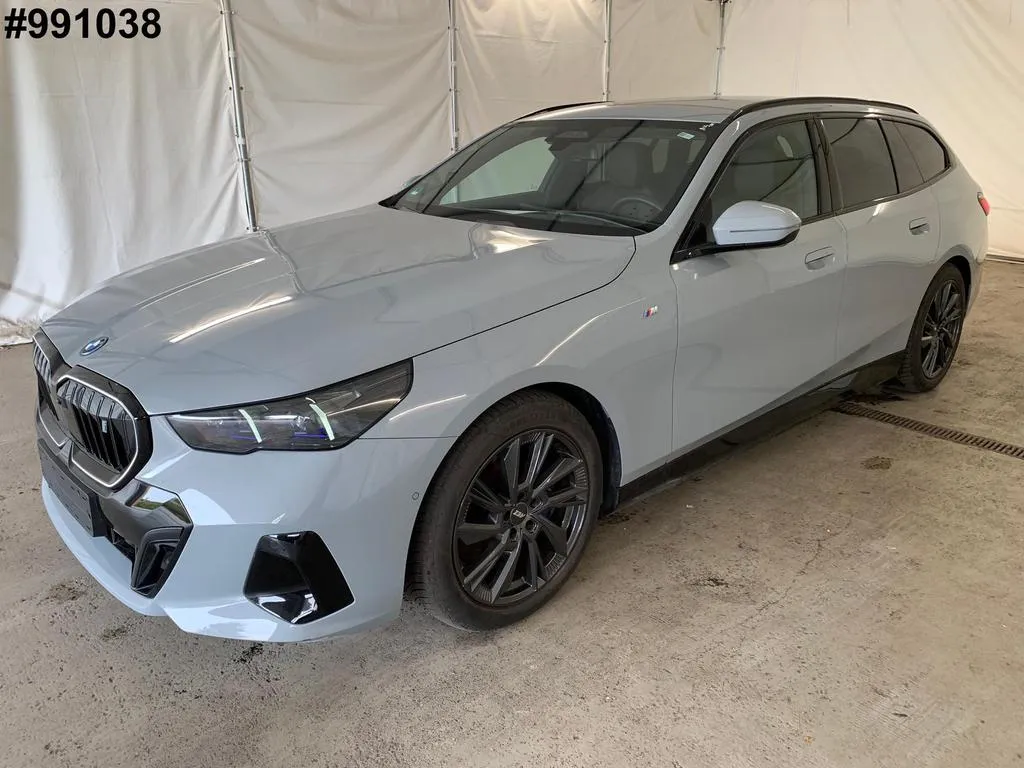 BMW i5
