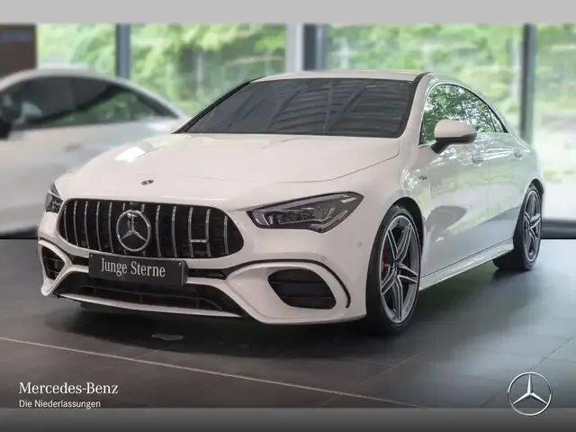 Mercedes-Benz CLA 45 AMG