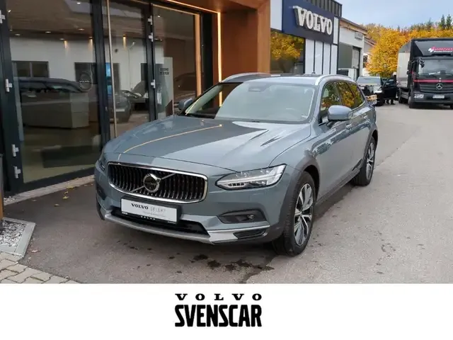 Volvo V90 Cross Country
