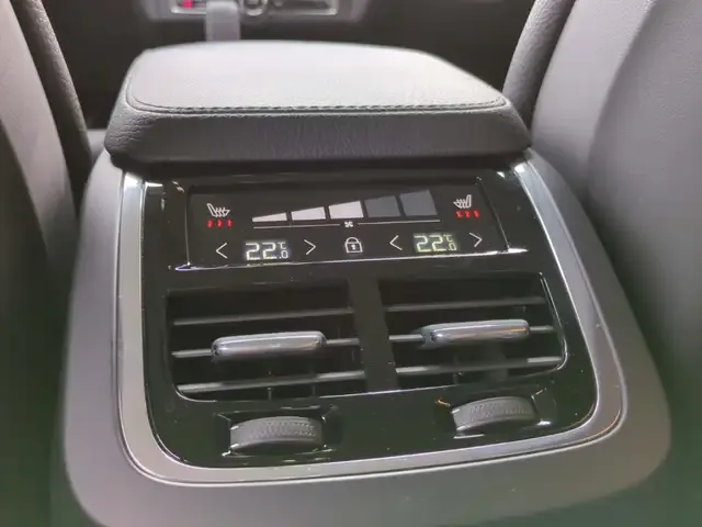 Volvo V90 Cross Country