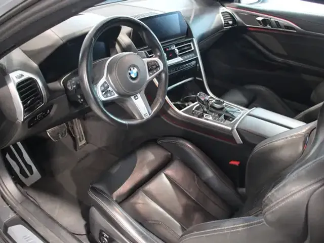 BMW M850