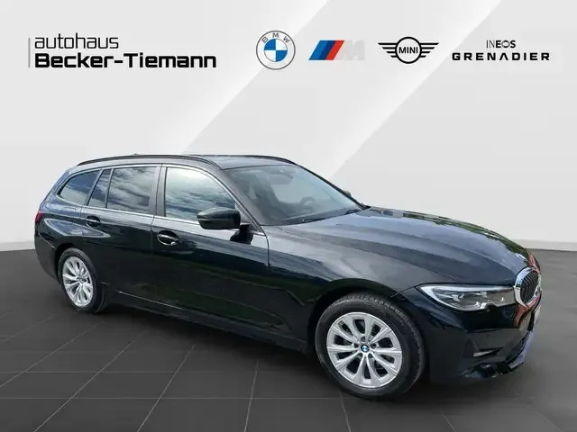 BMW 320