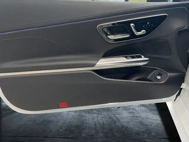 Mercedes-Benz CLE 200