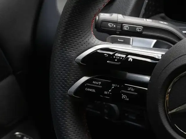 Mercedes-Benz EQB 250
