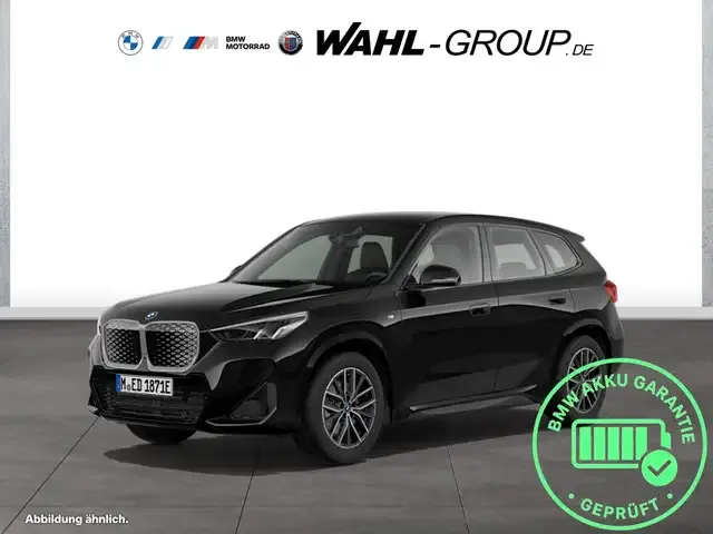 BMW iX1