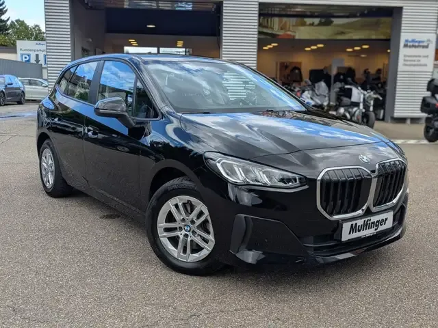 BMW 218