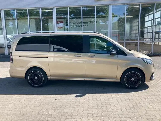 Mercedes-Benz V 300