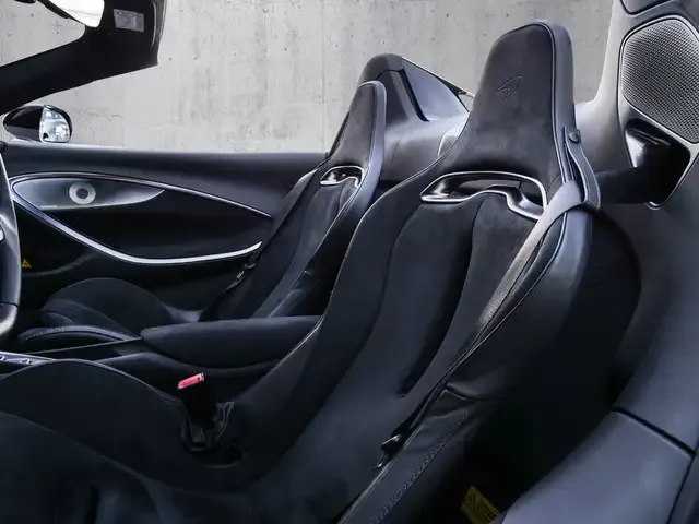 McLaren Artura