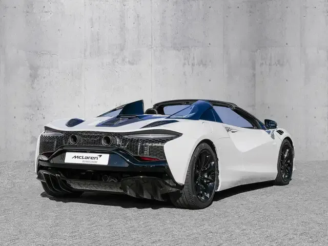 McLaren Artura