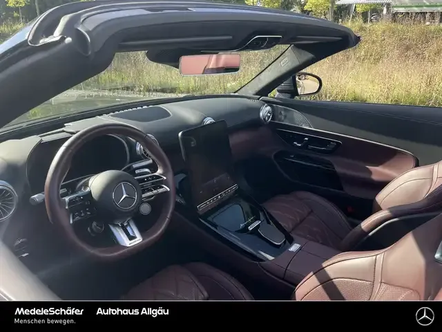 Mercedes-Benz SL 63 AMG