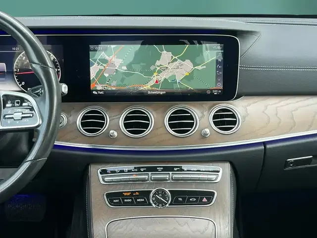 Mercedes-Benz E 200