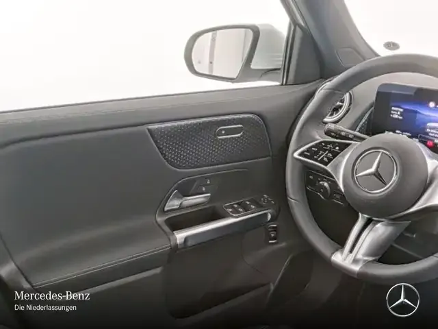 Mercedes-Benz EQB 250