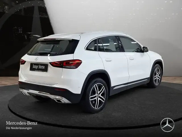 Mercedes-Benz GLA 250