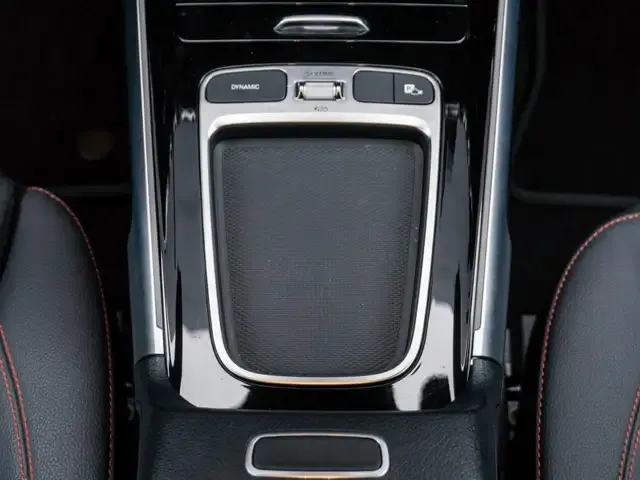 Mercedes-Benz EQB 350