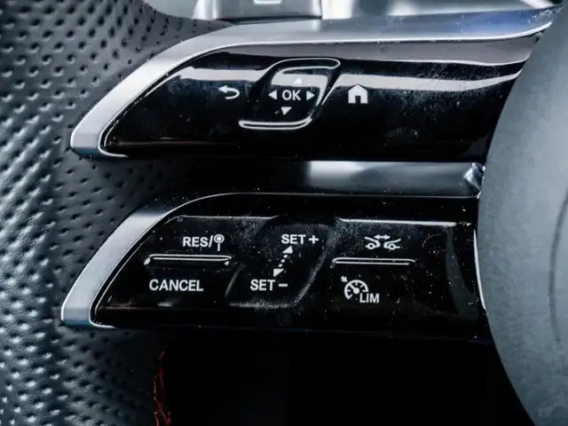 Mercedes-Benz EQB 350