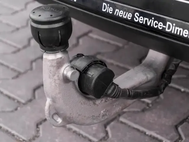 Mercedes-Benz EQB 350