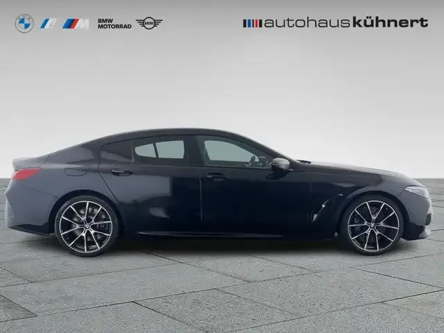 BMW M850
