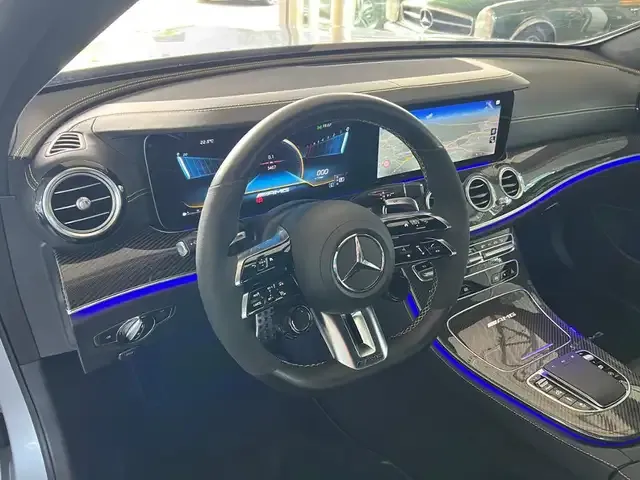 Mercedes-Benz E 63 AMG