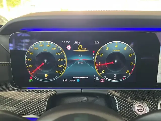 Mercedes-Benz E 63 AMG