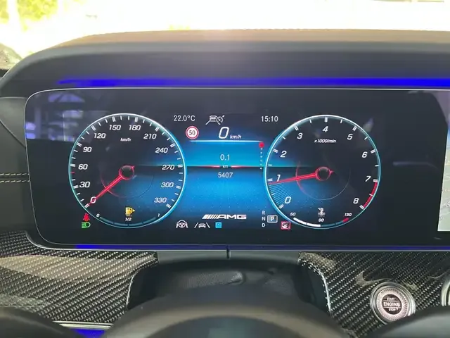 Mercedes-Benz E 63 AMG