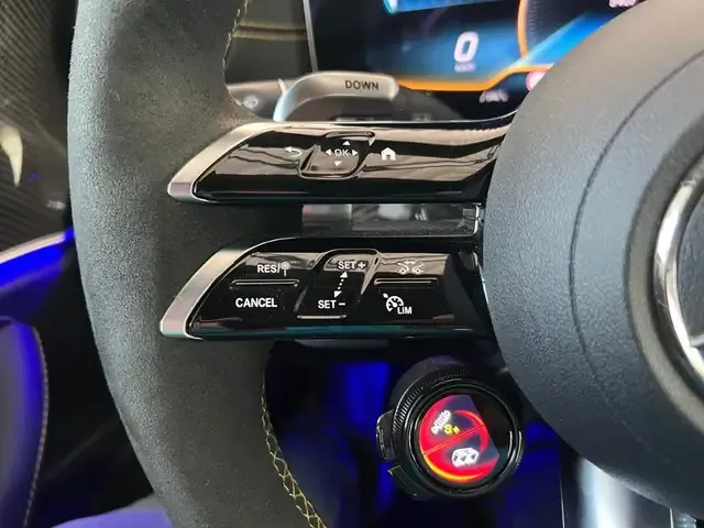 Mercedes-Benz E 63 AMG