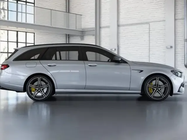 Mercedes-Benz E 63 AMG