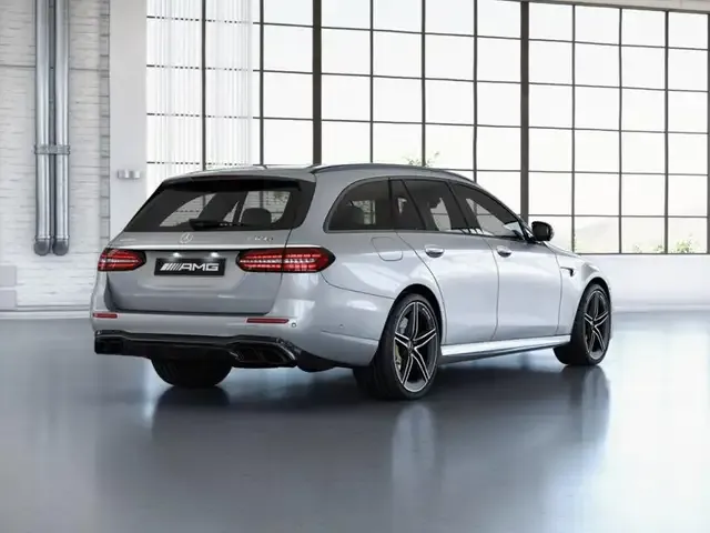 Mercedes-Benz E 63 AMG