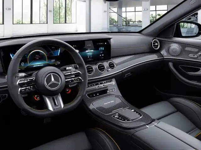 Mercedes-Benz E 63 AMG