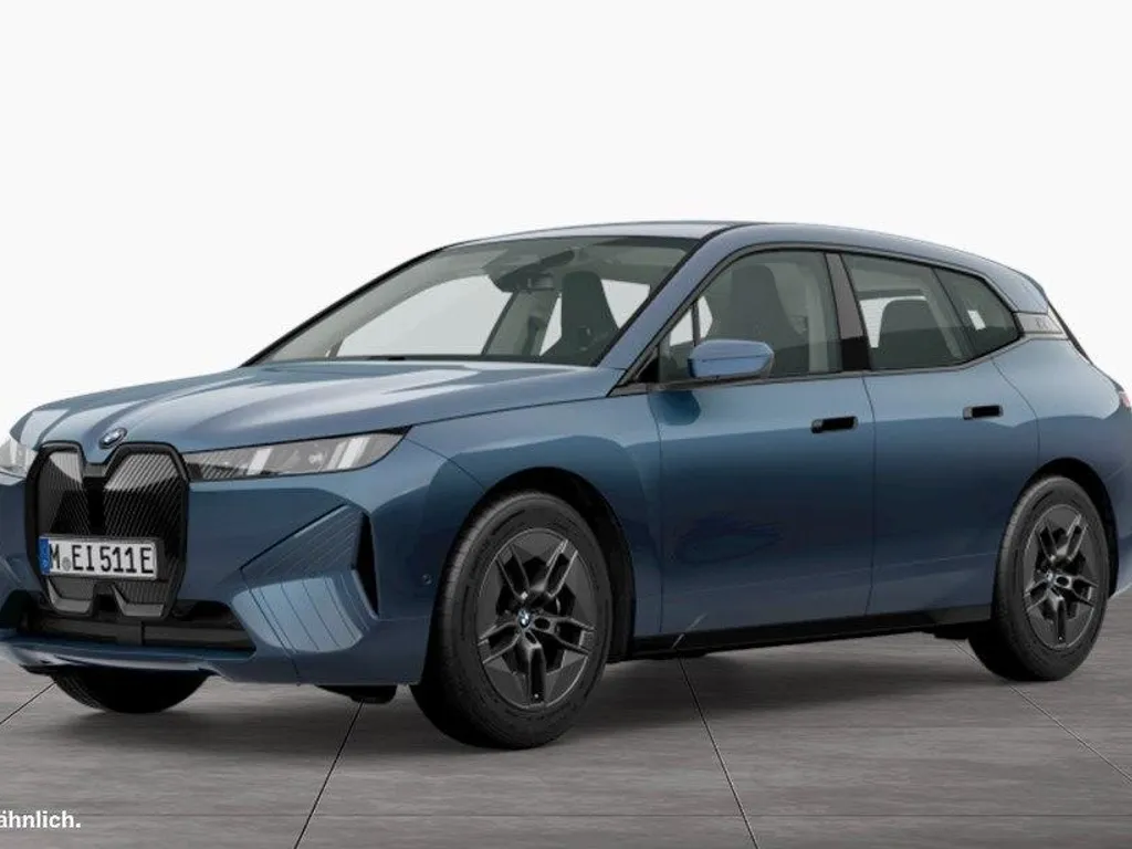 BMW iX