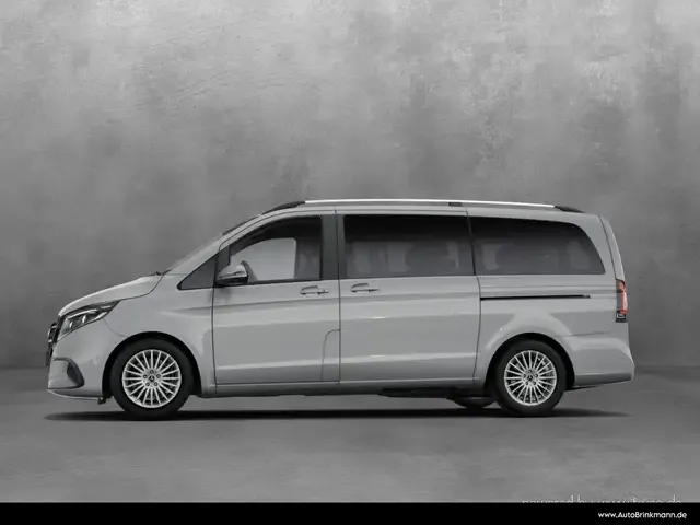 Mercedes-Benz V 220