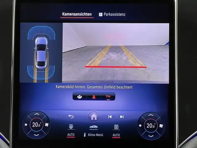 Mercedes-Benz EQE 300