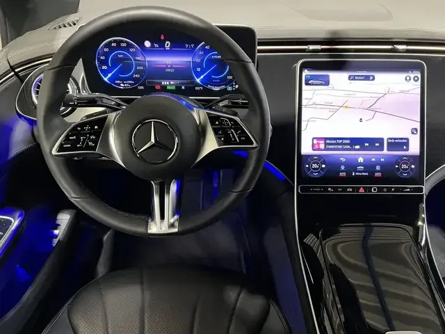 Mercedes-Benz EQE 300